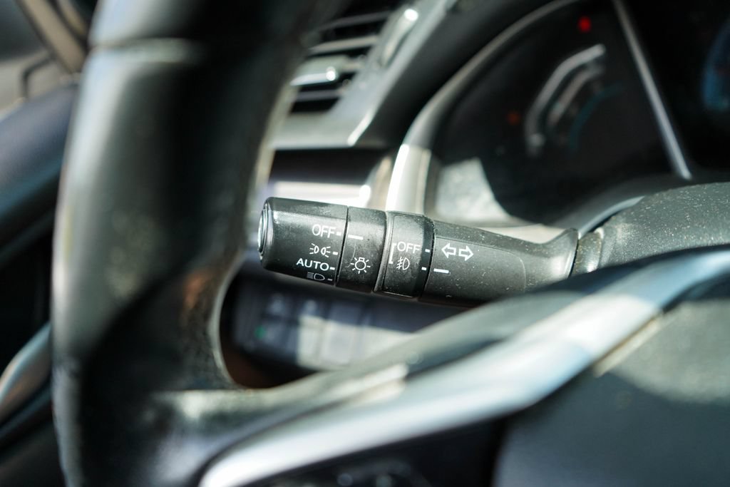 Used 2021 Honda Civic EX image 32