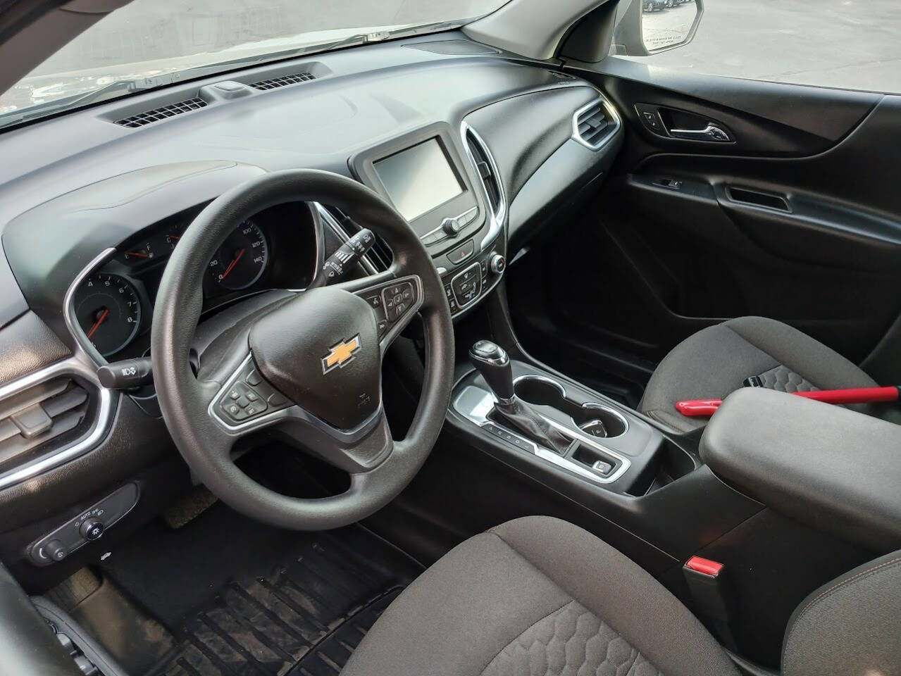 Used 2018 Chevrolet Equinox LT image 9