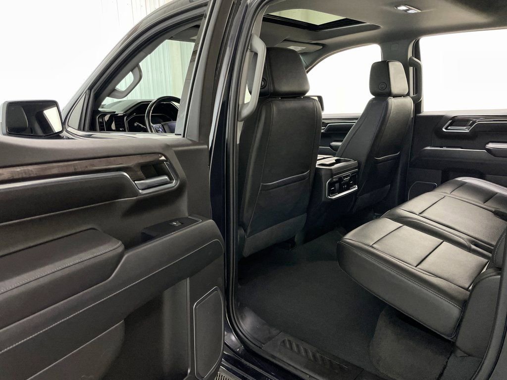 Certified 2022 Chevrolet Silverado 1500 LTZ w/ LTZ Premium Package image 47