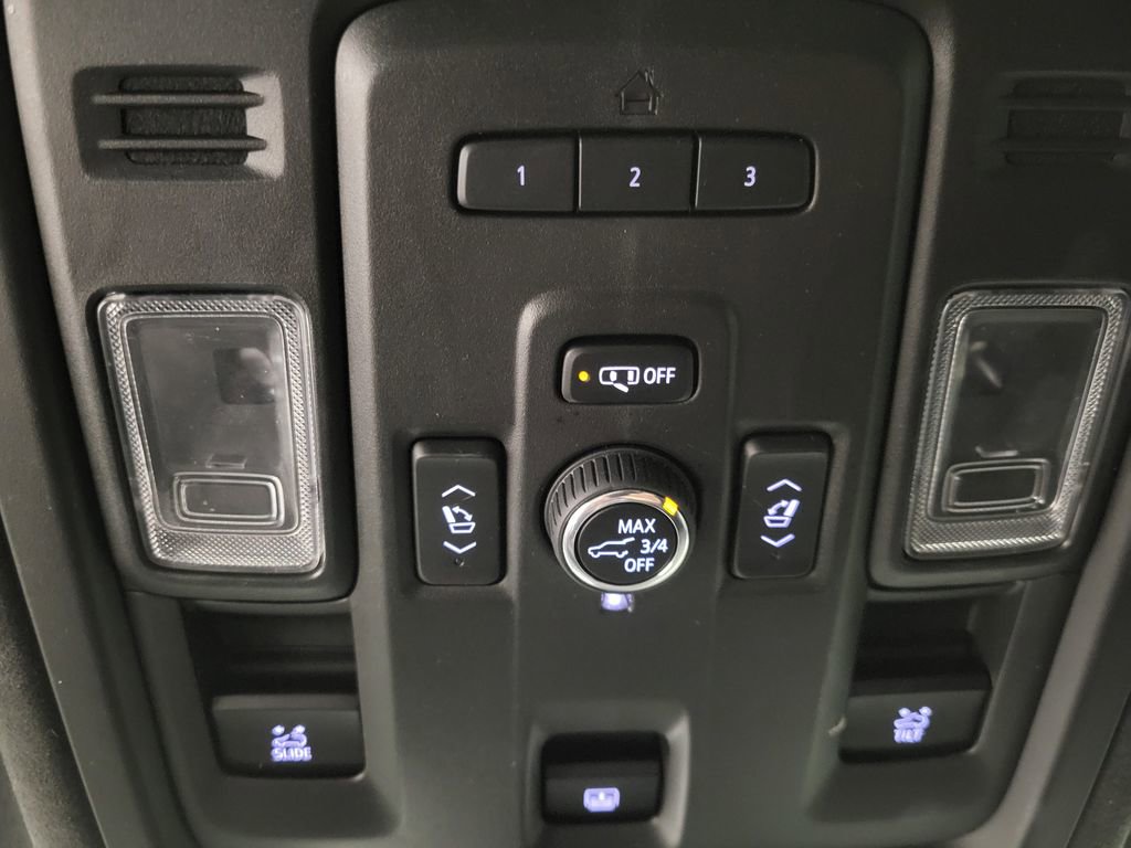 Used 2021 Cadillac Escalade Premium Luxury Platinum image 21