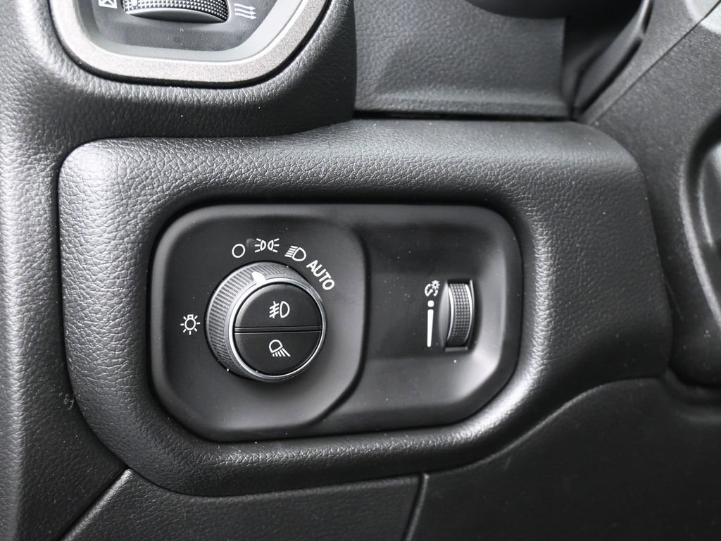 Used 2026 RAM 3500 Tradesman AWD/4WD image 14