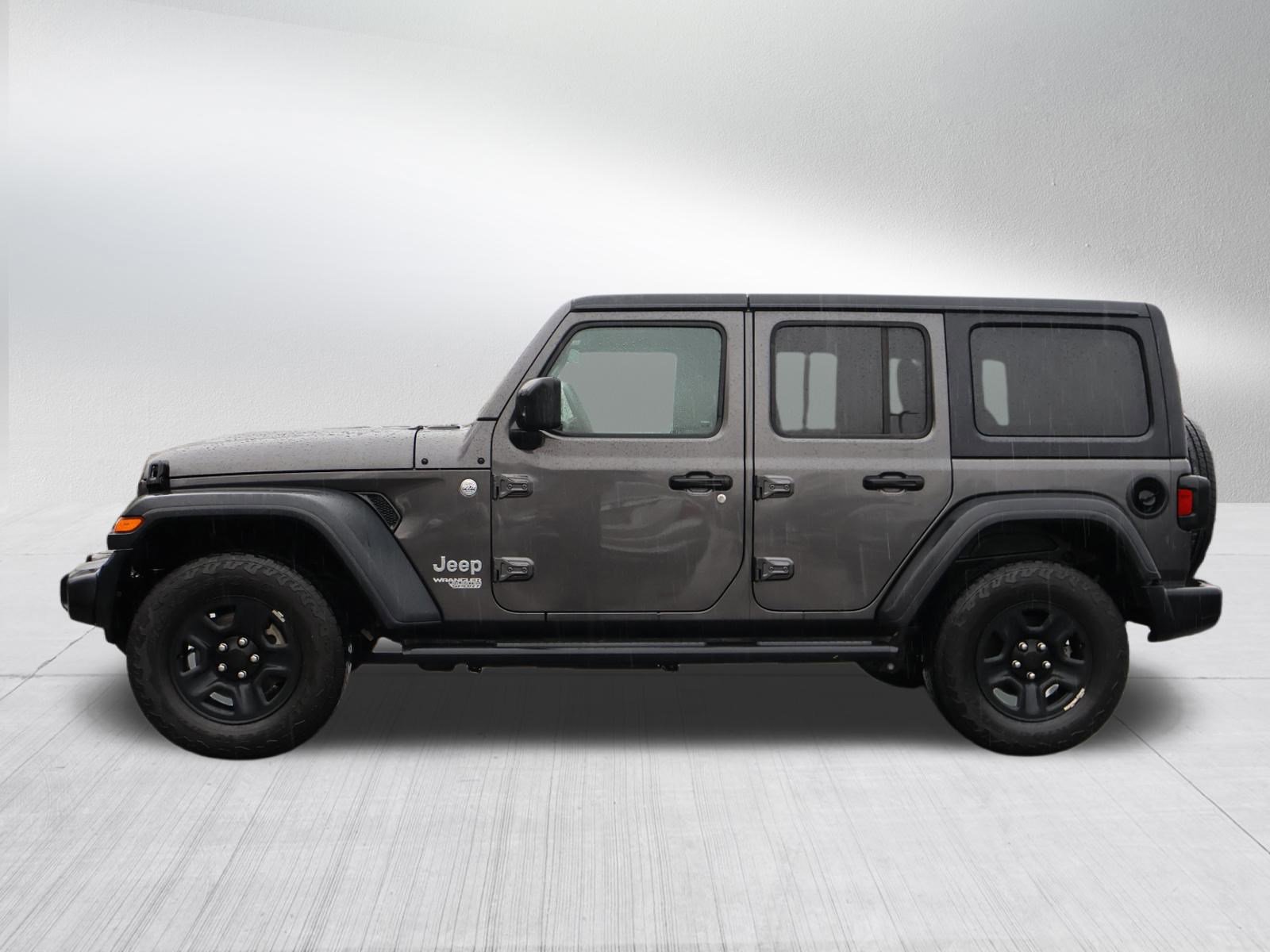 Used 2018 Jeep Wrangler Unlimited Sport image 4