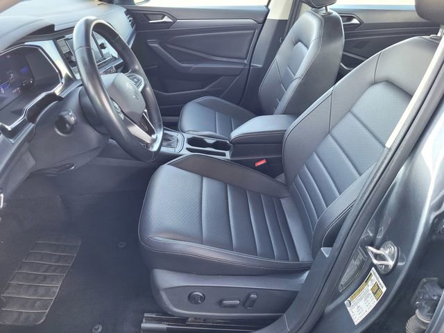 Used 2024 Volkswagen Jetta SE FWD image 15