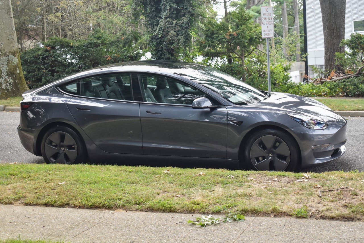 Used 2022 Tesla Model 3 Long Range image 11