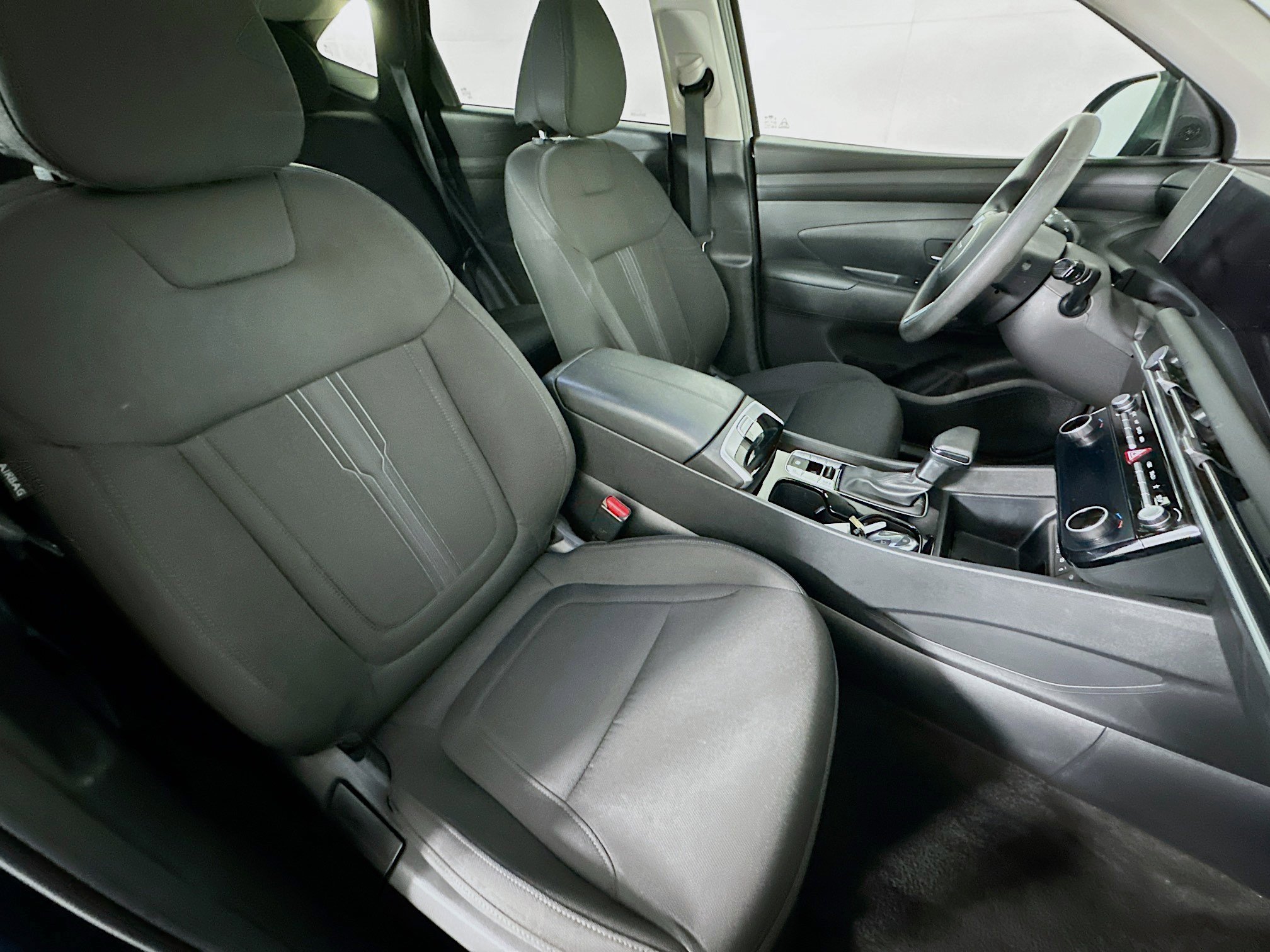 Used 2025 Hyundai Tucson SEL image 32