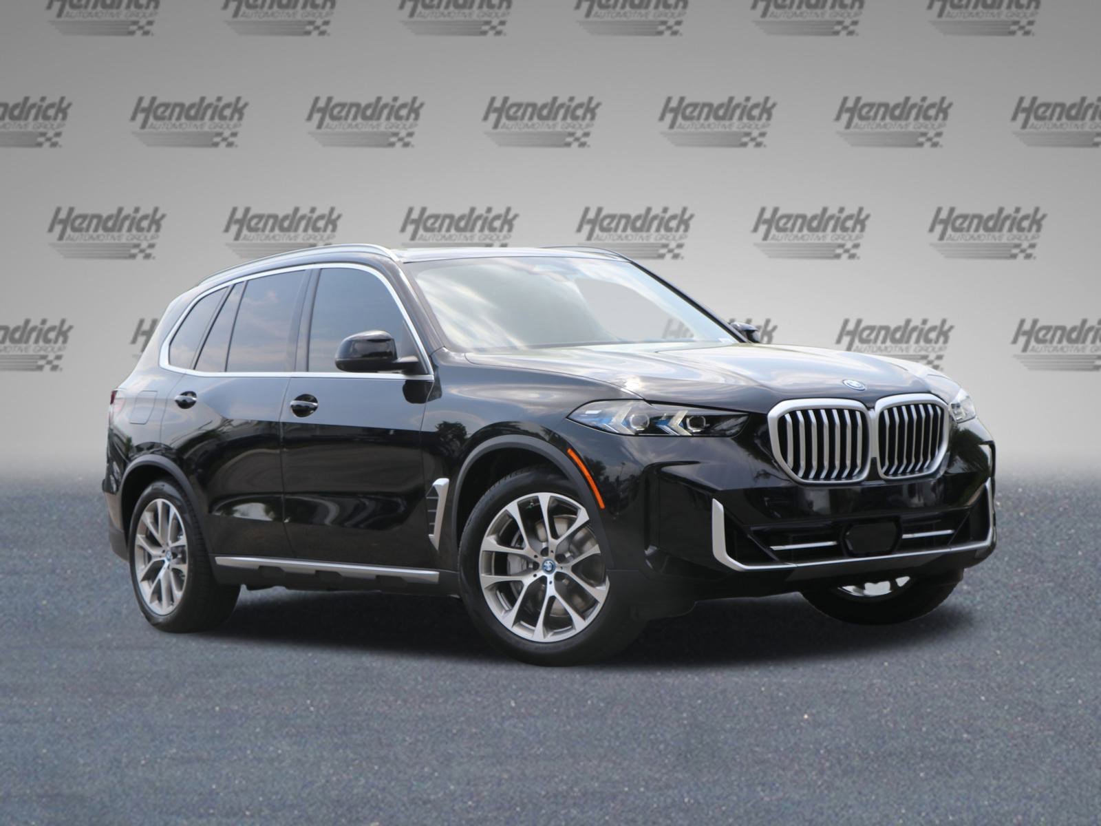 Certified 2025 BMW X5 xDrive50e w/ Parking Assistance Package image 2