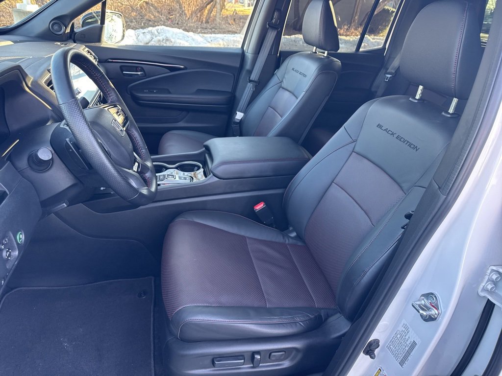 Used 2024 Honda Ridgeline Black Edition image 18