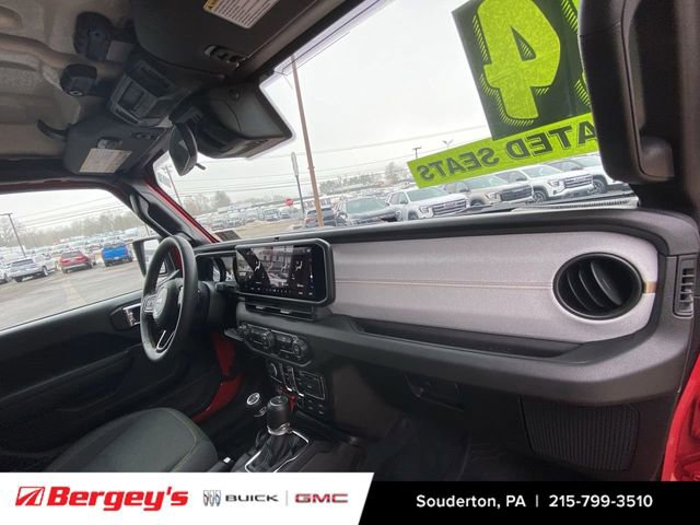 Used 2024 Jeep Wrangler Willys image 32