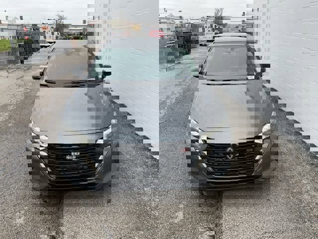 Used 2025 Nissan Sentra SR image 5