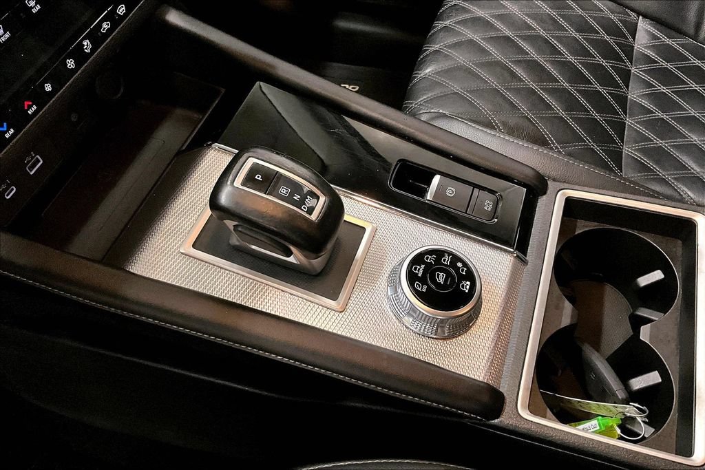 Used 2022 Mitsubishi Outlander SEL AWD/4WD image 18