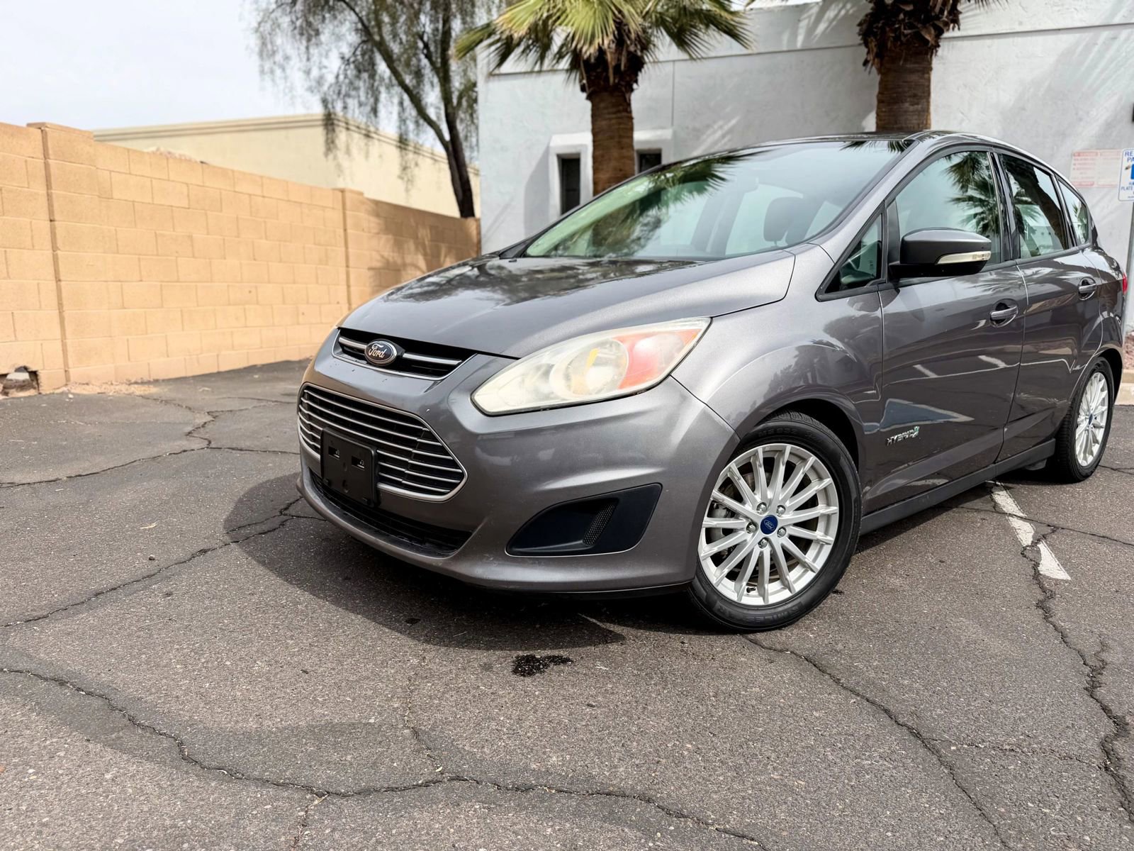 Used 2014 Ford C-MAX SE image 2