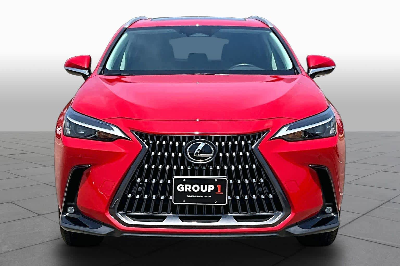 Used 2024 Lexus NX 250 FWD image 4