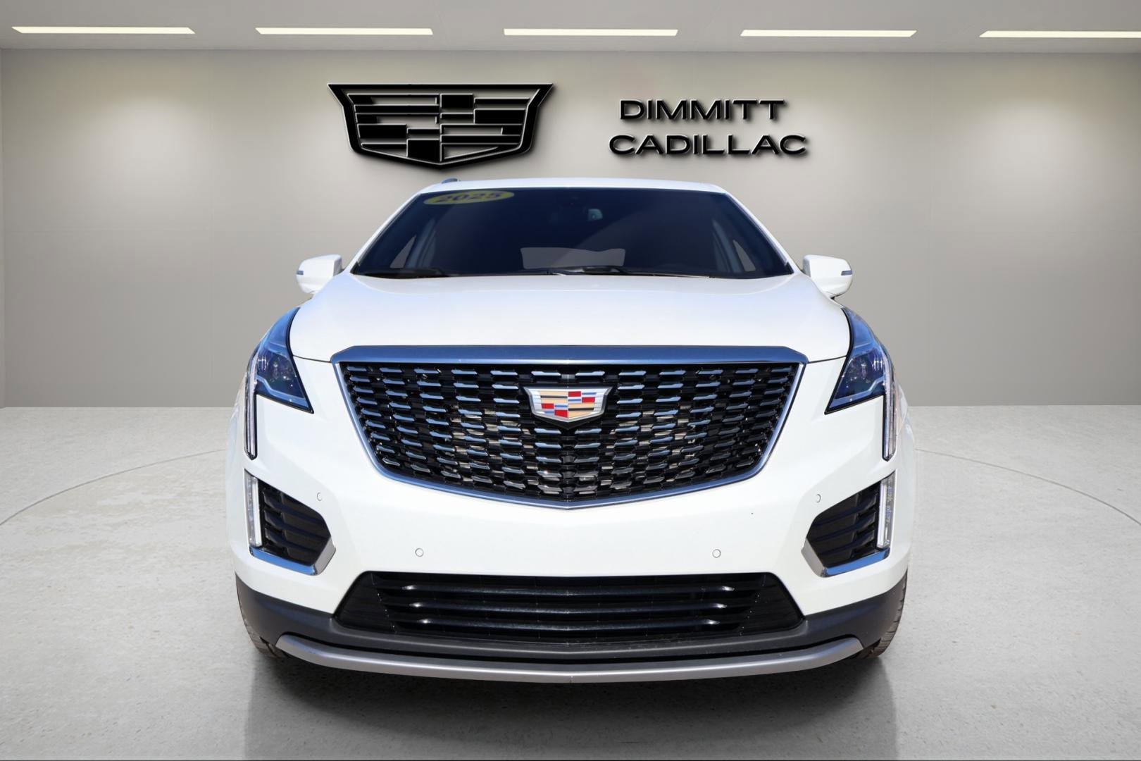 Certified 2025 Cadillac XT5 Premium Luxury image 8