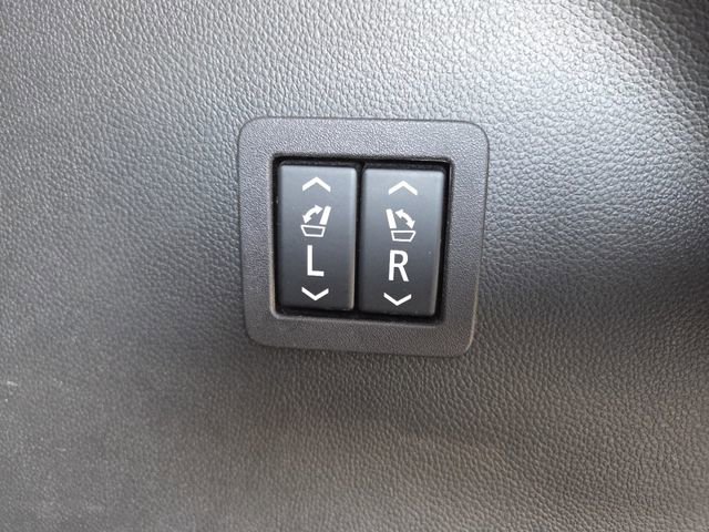 Used 2018 Buick Enclave Premium w/ Trailering Package image 17