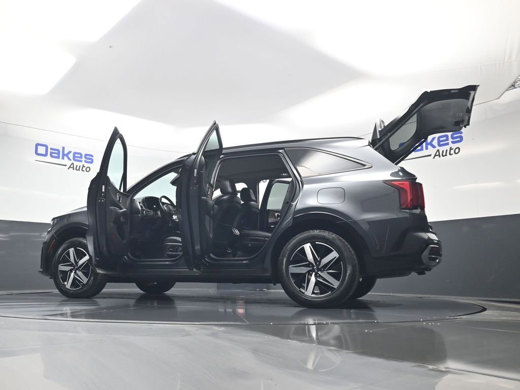 Certified 2021 Kia Sorento EX w/ Panoramic Sunroof Package FWD image 65