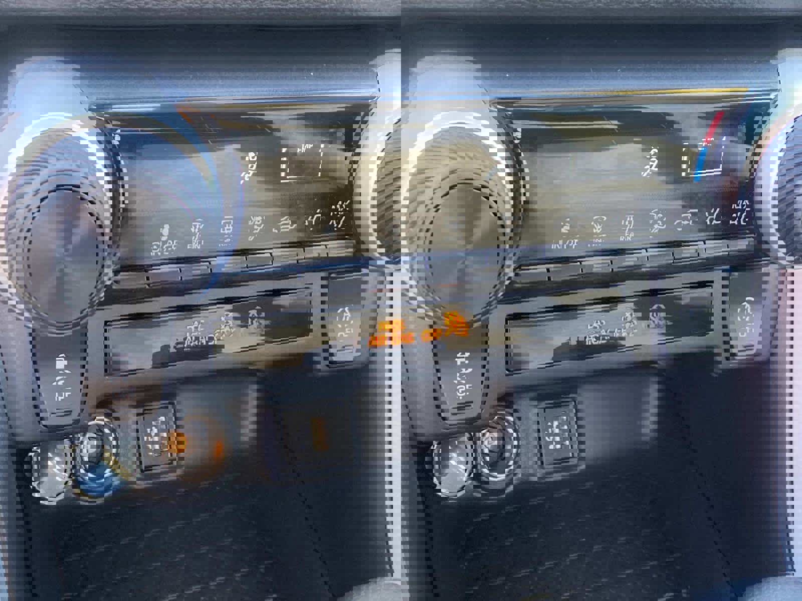 Used 2024 Toyota RAV4 LE image 12