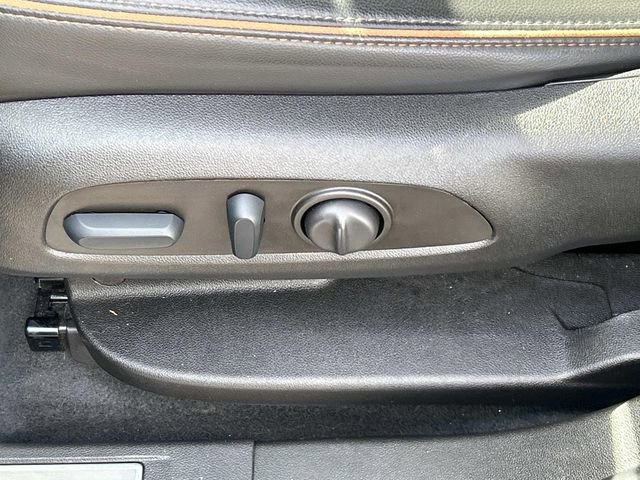 Used 2022 GMC Acadia AT4 w/ Preferred Package image 17