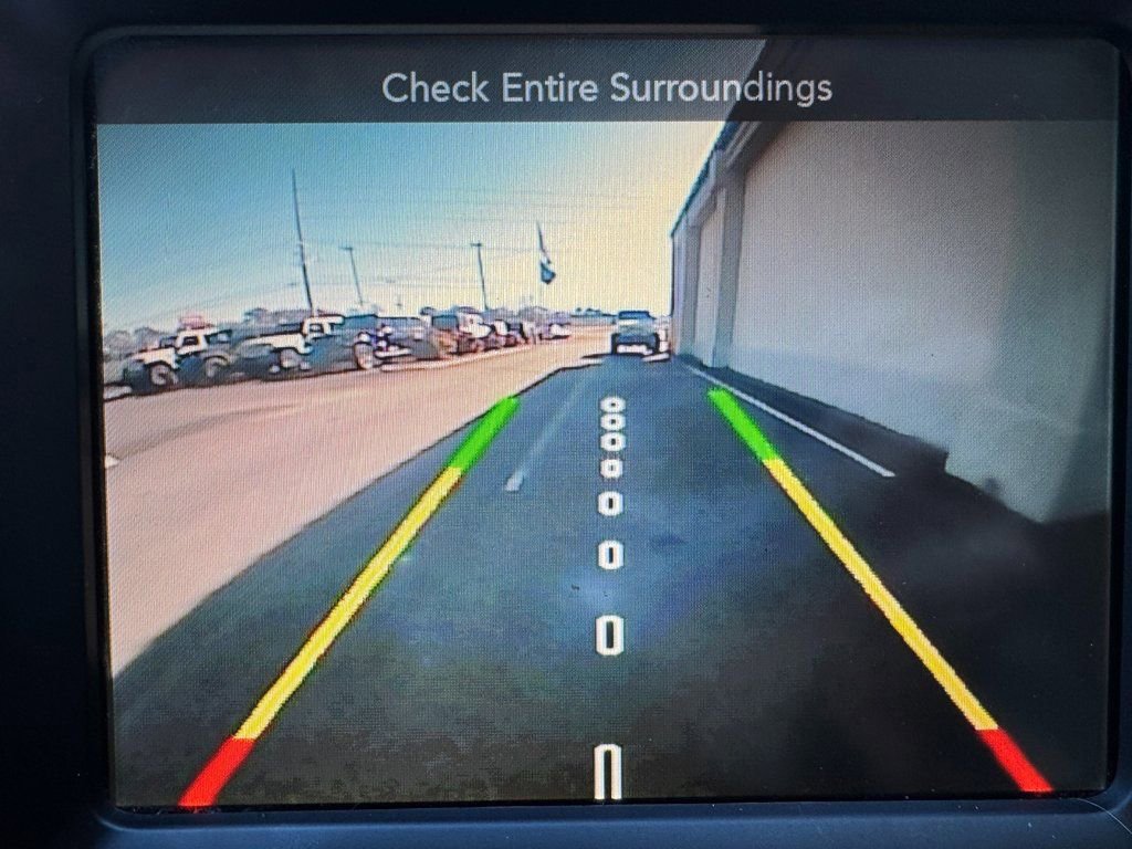 Used 2017 Jeep Cherokee Latitude w/ Comfort/Convenience Group image 35