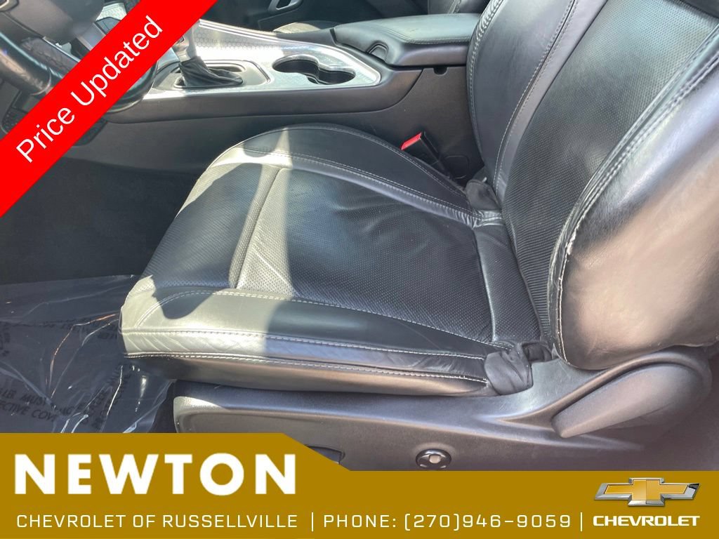 Used 2017 Dodge Challenger SXT Plus RWD image 6