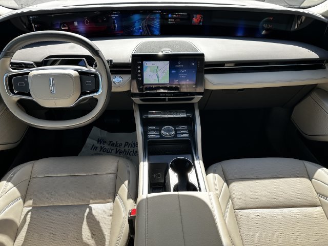 Certified 2024 Lincoln Nautilus Premier AWD/4WD image 15