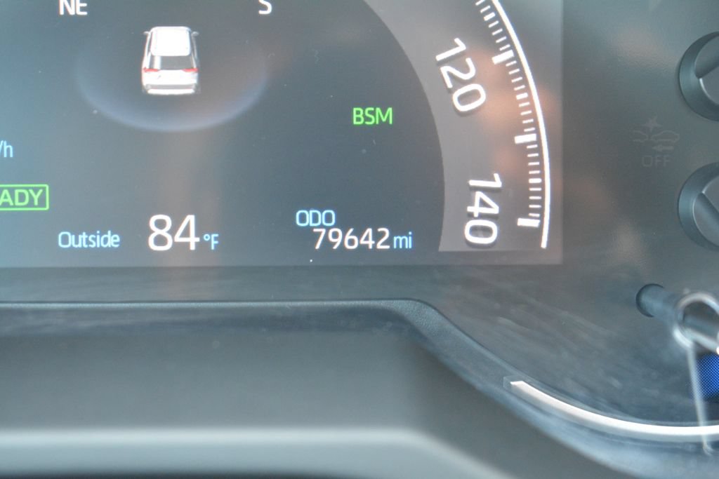 Used 2021 Toyota RAV4 XSE AWD/4WD image 14
