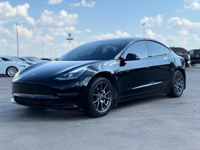 Used 2021 Tesla Model 3 Standard Range Plus RWD image 3