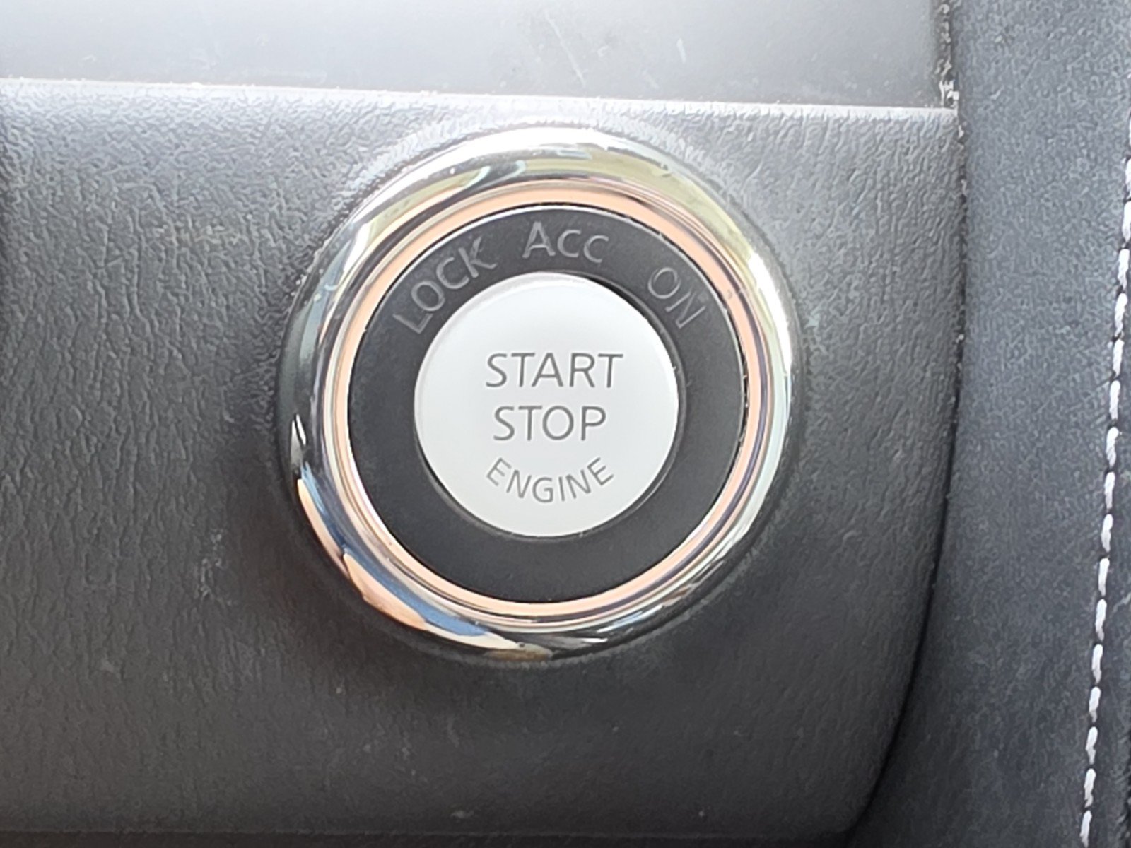 Used 2022 Nissan Armada SL RWD image 26