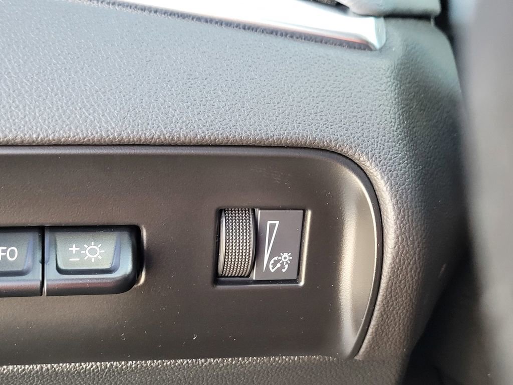 Used 2024 Buick Enclave Premium AWD/4WD image 38