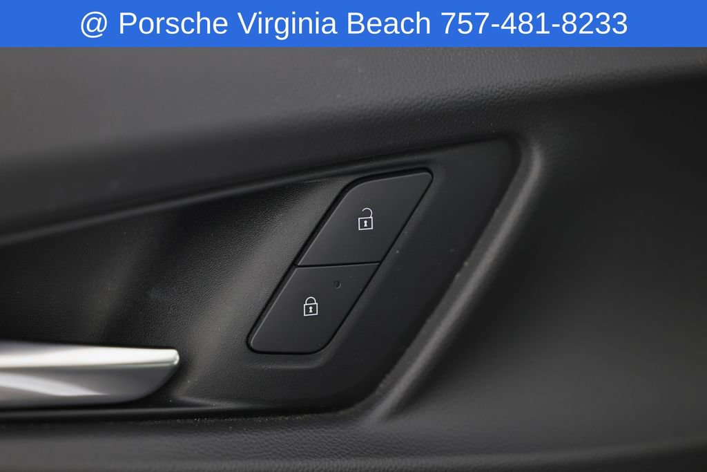 Used 2026 Chevrolet Equinox LT AWD/4WD image 20