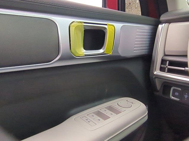 New 2025 Hyundai Santa Fe SEL image 17