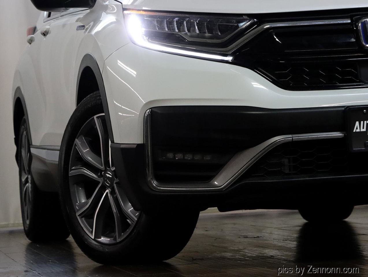 Used 2022 Honda CR-V Touring image 4