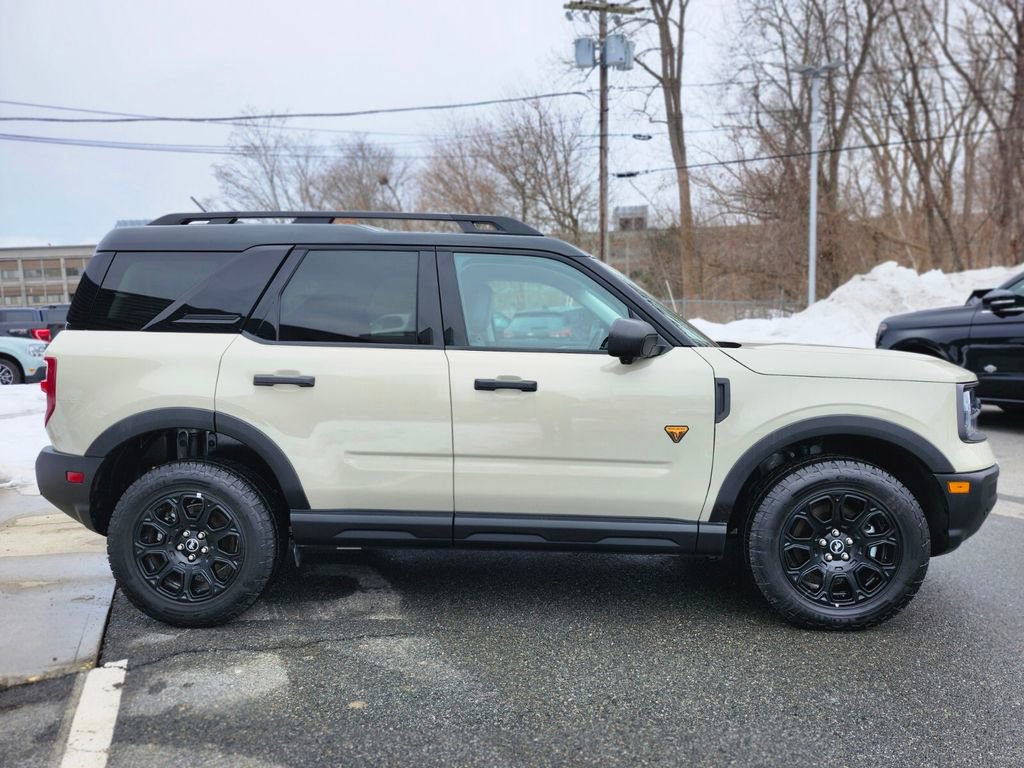 Used 2025 Ford Bronco Sport Badlands image 6