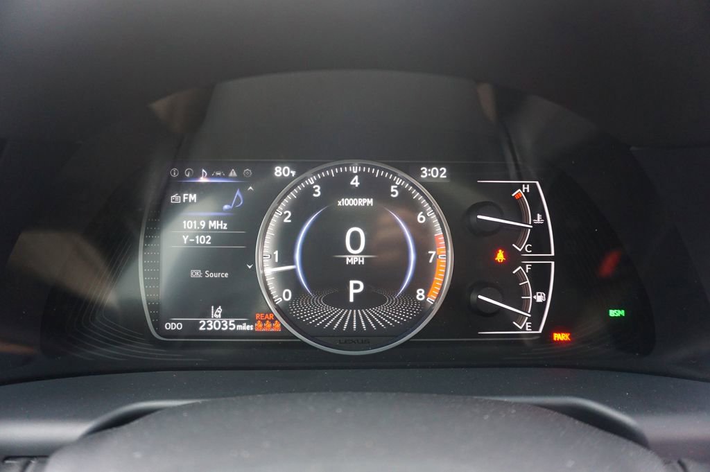 Used 2023 Lexus ES 350 w/ Premium Package FWD image 6