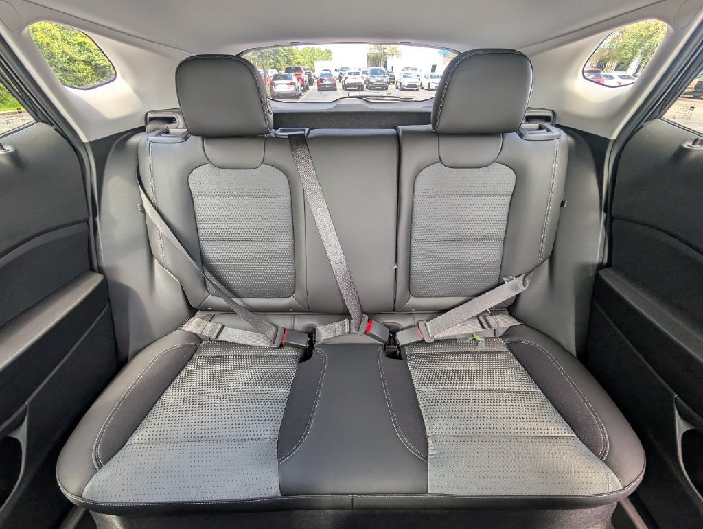 New 2026 Chevrolet Trax LT w/ LT Convenience Package FWD image 27
