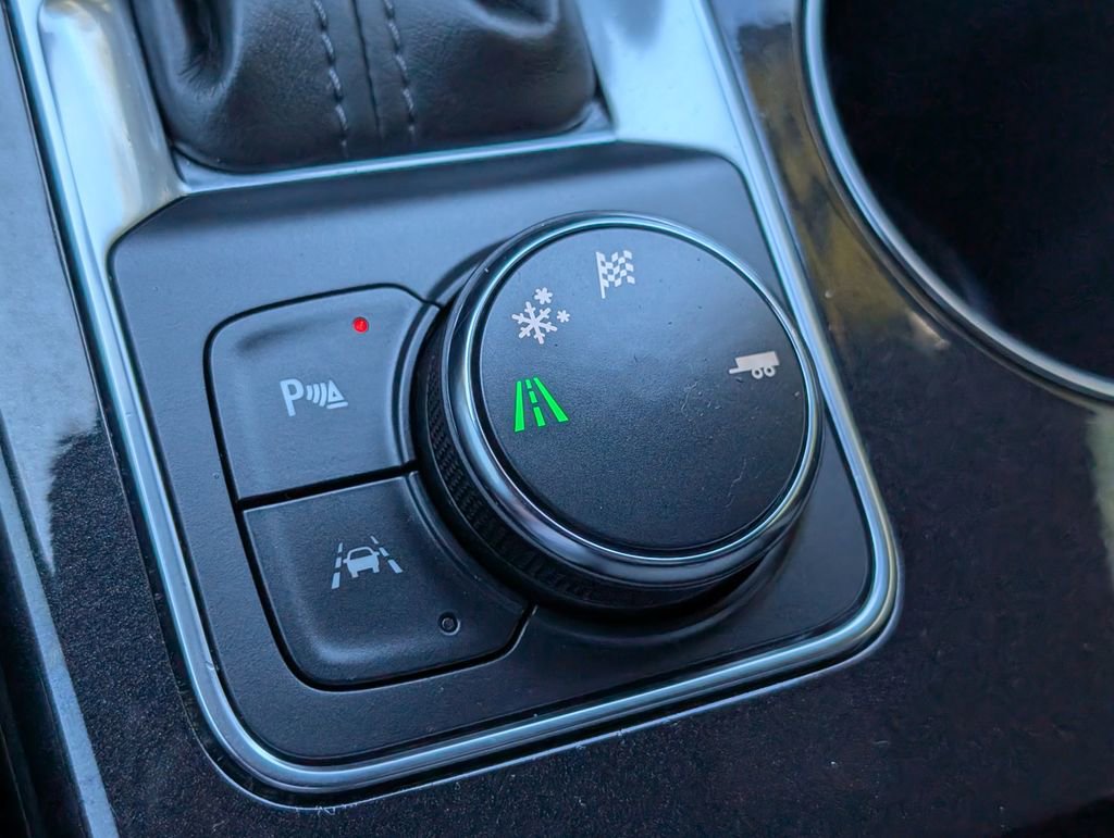 Used 2023 Chevrolet Blazer Premier image 33