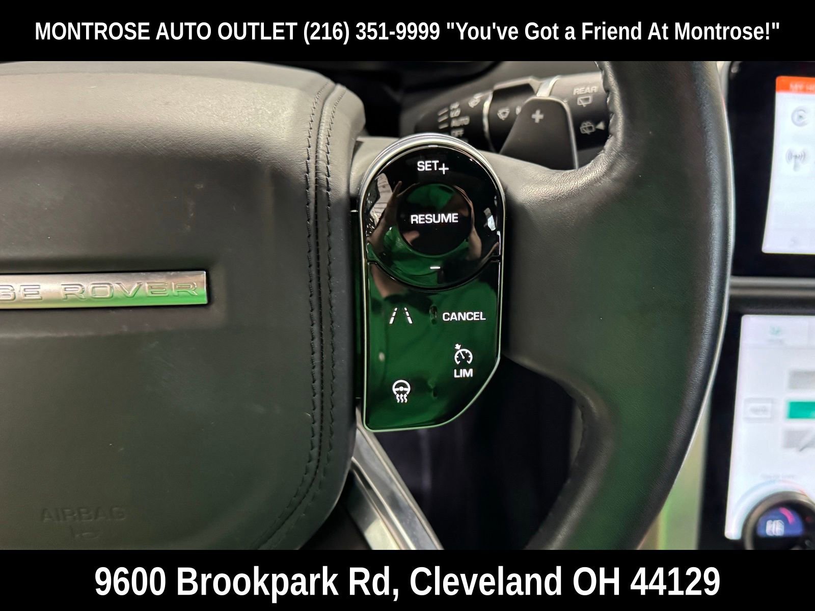 Used 2020 Land Rover Range Rover HSE image 19