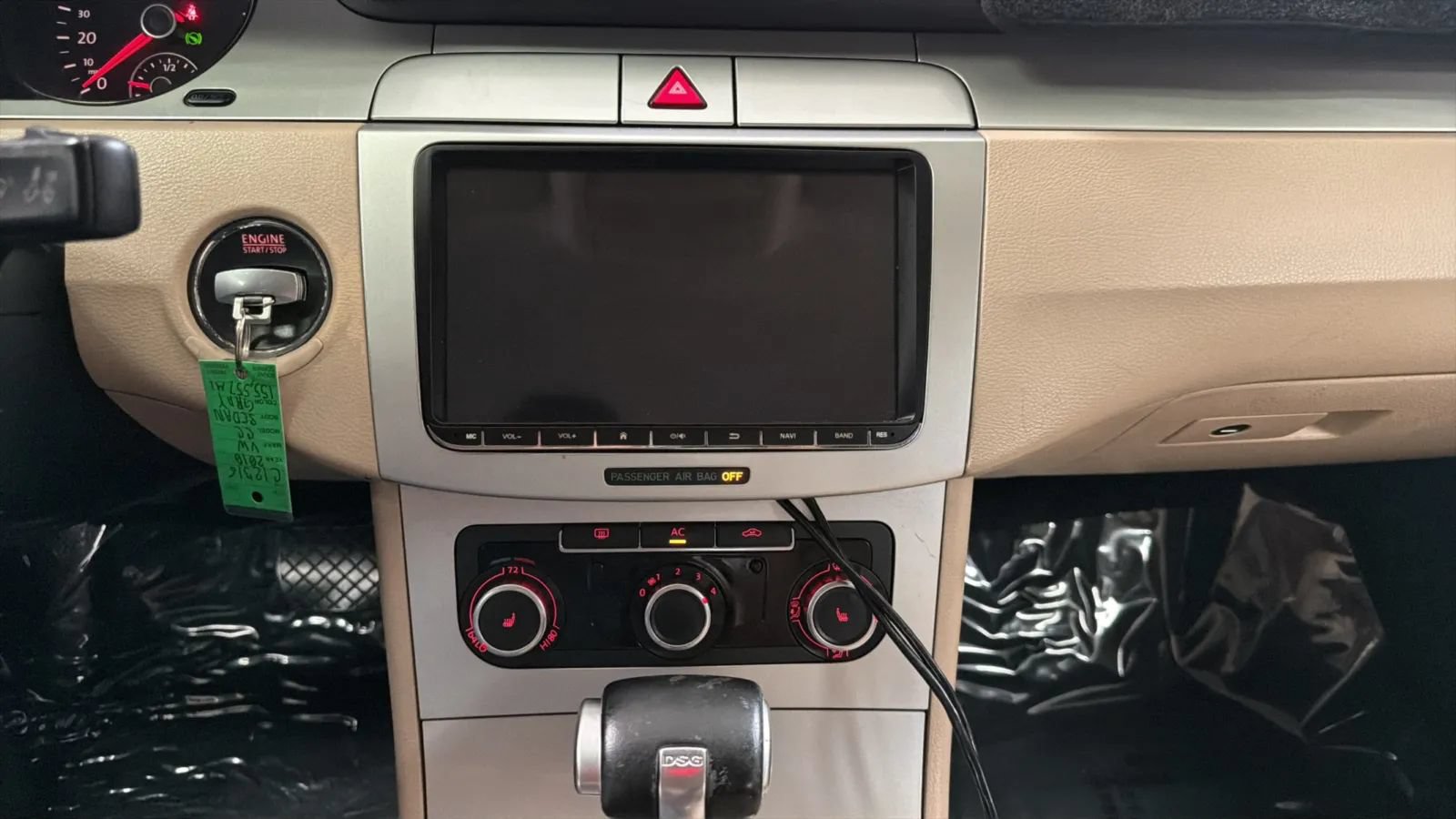 Used 2010 Volkswagen CC Sport FWD image 13