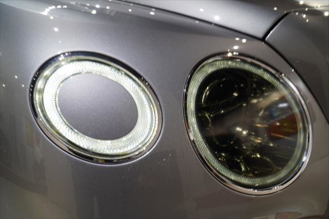 Used 2017 Bentley Bentayga image 10