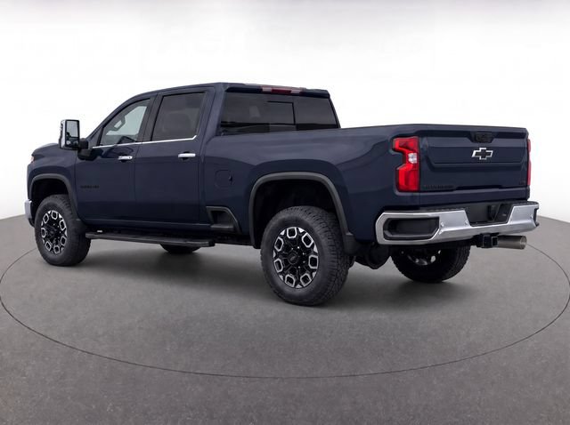 Used 2024 Chevrolet Silverado 2500 LTZ w/ LTZ Convenience Package AWD/4WD image 3