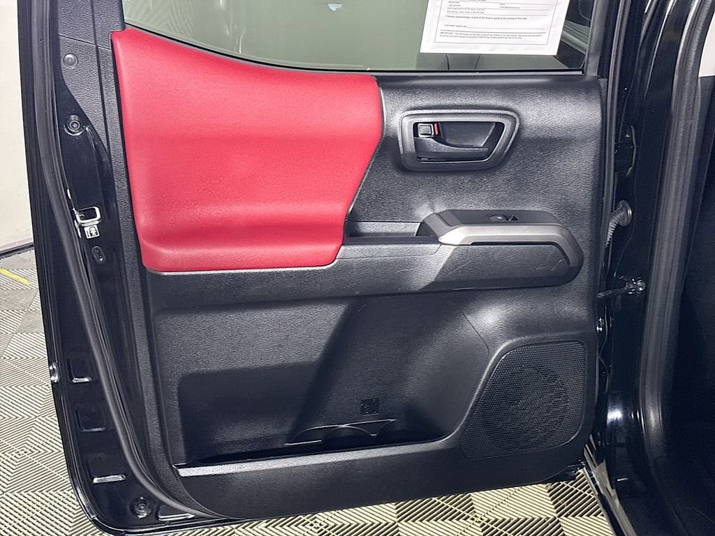 Used 2019 Toyota Tacoma SR5 image 18