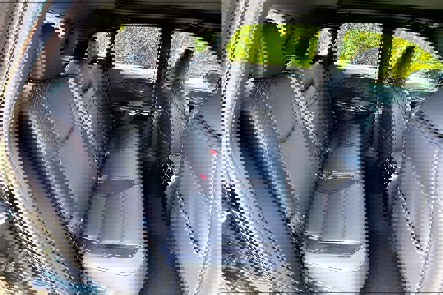 Used 2023 Lexus RX 500h F Sport w/ Accessory Package (2T) image 19