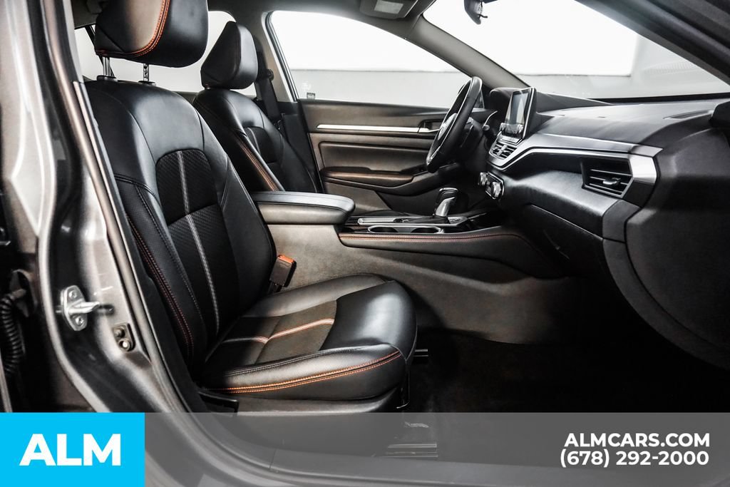 Used 2025 Nissan Altima 2.5 SR FWD image 23