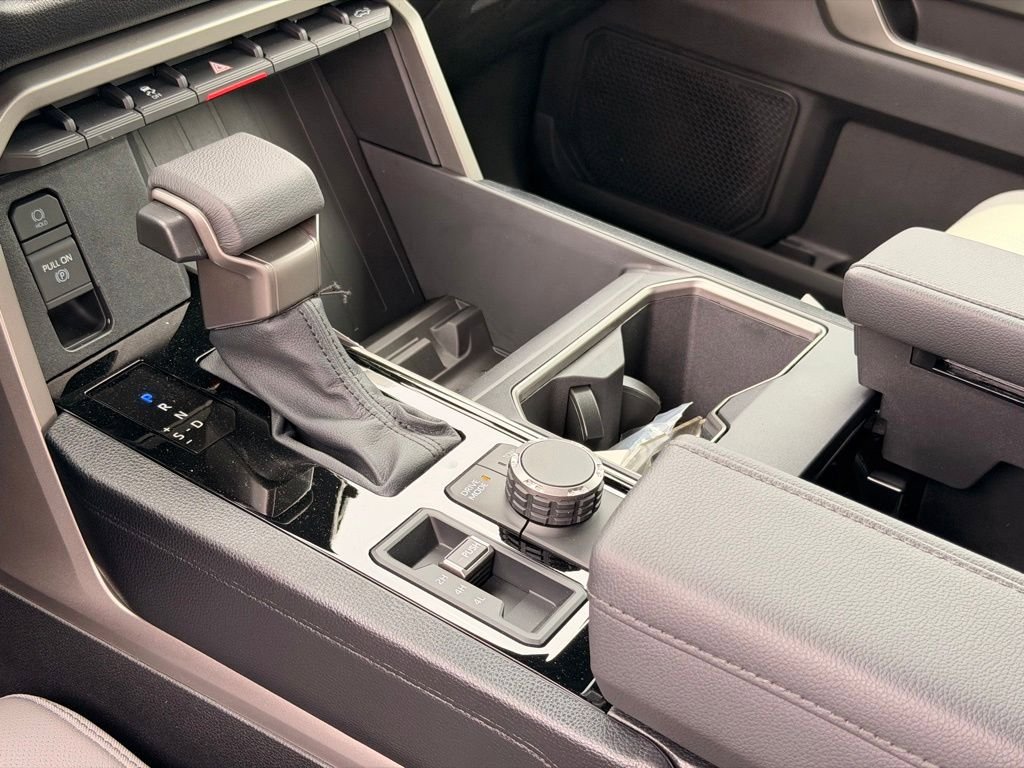 New 2026 Toyota Tundra SR5 AWD/4WD image 15
