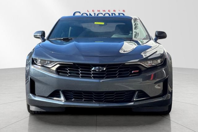 Used 2020 Chevrolet Camaro LT w/ RS Package image 9