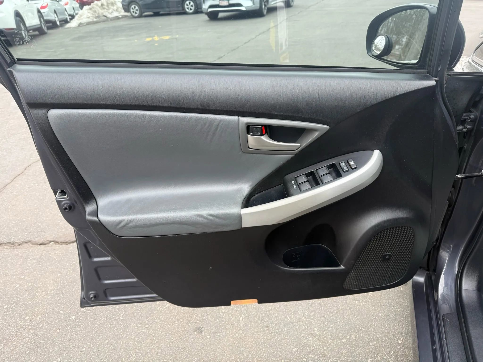 Used 2012 Toyota Prius Prime Advanced image 9