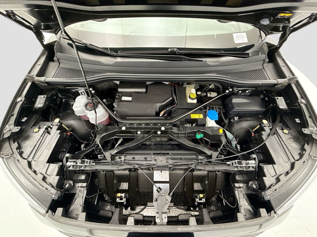 Used 2024 Audi Q4 e-tron Premium w/ Convenience Package image 27