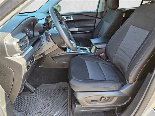 Certified 2023 Ford Explorer XLT image 16