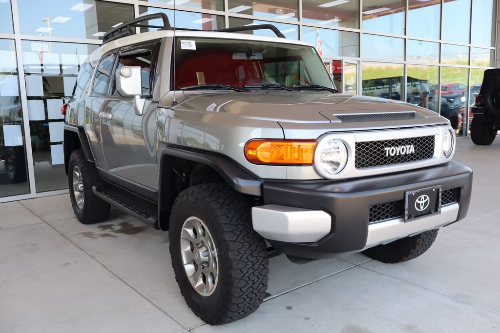 Used 2012 Toyota FJ Cruiser 4WD w/ Upgrade Pkg image 1