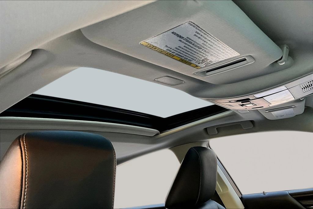 Used 2024 Lexus ES 300h w/ Premium Package FWD image 25