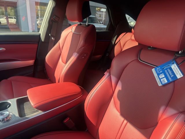 Used 2026 Genesis GV70 2.5T Sport Prestige image 13